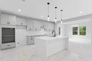 105 Haliimaile Ln, Bastrop, TX 78602 - Photo 9