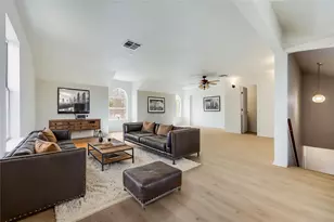 17706 N Rim Dr, Leander, TX 78641 - Photo 9