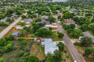 128 W Persimmon Dr, Granite Shoals, TX 78654 - Photo 13