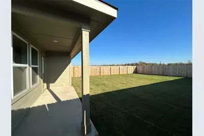 314 Randall Place, Rockdale, TX 76567 - Photo 7