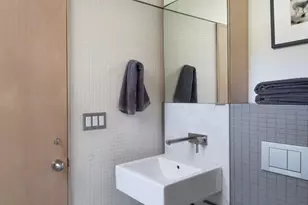 12450 Rochedale Ln, Los Angeles, CA 90049 - Photo 7