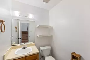 1712 Timber Ridge Rd, Austin, TX 78741 - Photo 15