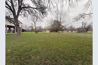 110 Lake Forrest Drive, Seguin, TX 78155 - Photo 5