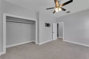 202 E 18th St, Georgetown, TX 78626 - Photo 13