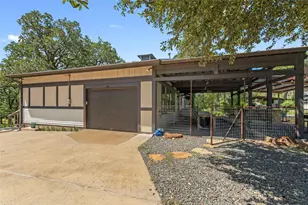180 Ironstone Rd, Smithville, TX 78957 - Photo 37