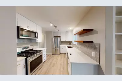 8700 Parkfield Drive, Austin, TX 78758 - Photo 11