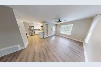 8700 Parkfield Drive, Austin, TX 78758 - Photo 9