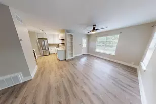 8700 Parkfield Dr, Austin, TX 78758 - Photo 9