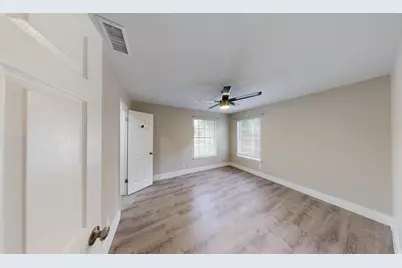 8700 Parkfield Drive, Austin, TX 78758 - Photo 19