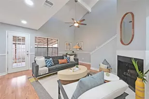 512 Eberhart Ln, Austin, TX 78745 - Photo 1