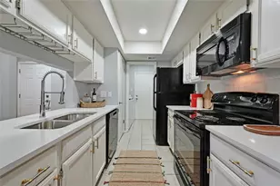 512 Eberhart Ln, Austin, TX 78745 - Photo 7