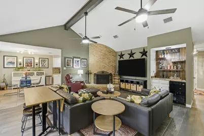 2204 Creekview Drive, Round Rock, TX 78681 - Photo 3