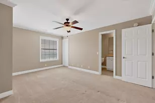 13933 Ashton Woods Cir, Austin, TX 78727 - Photo 23