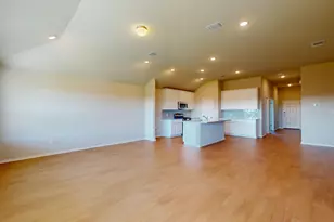 13701 Warnock Trl, Manor, TX 78653 - Photo 5