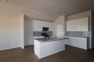 13701 Warnock Trl, Manor, TX 78653 - Photo 5