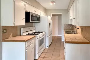 7611 Eastcrest Dr, Austin, TX 78752 - Photo 7