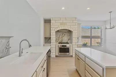 299 Limestone Trail, Austin, TX 78737 - Photo 19