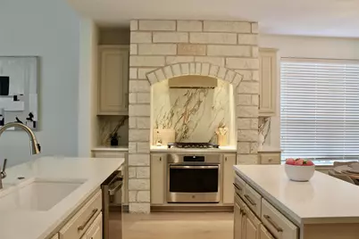 299 Limestone Trail, Austin, TX 78737 - Photo 11