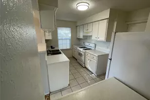 12013 Swallow Dr, Austin, TX 78750 - Photo 13