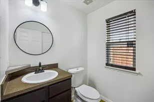 4512 Senda Ln, Austin, TX 78725 - Photo 11