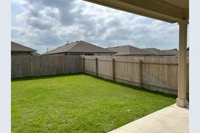 311 Darwin Place, Lockhart, TX 78644 - Photo 25