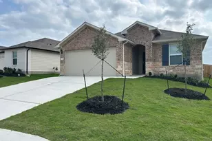 311 Darwin Pl, Lockhart, TX 78644 - Photo 33