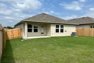 311 Darwin Pl, Lockhart, TX 78644 - Photo 29