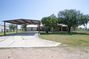 4692 S E River Rd, Martindale, TX 78655 - Photo 37