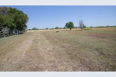 4692 SE River Road, Martindale, TX 78655 - Photo 27