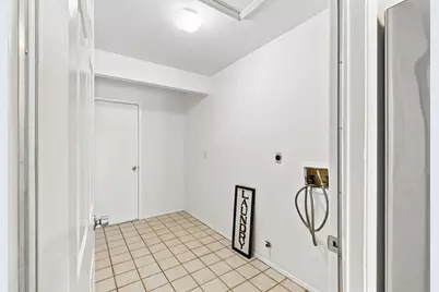 1702 E Messick Loop, Round Rock, TX 78681 - Photo 19