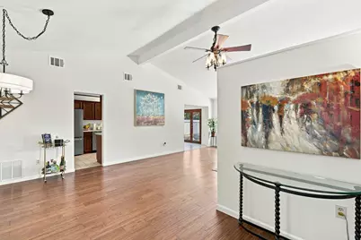 1702 E Messick Loop, Round Rock, TX 78681 - Photo 5