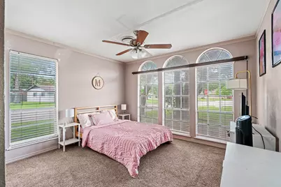 2400 Grace Street, Taylor, TX 76574 - Photo 15