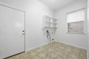12600 Lee Park Ln, Austin, TX 78732 - Photo 29