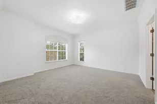 12600 Lee Park Ln, Austin, TX 78732 - Photo 21