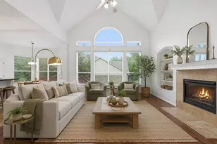 12600 Lee Park Ln, Austin, TX 78732 - Photo 3
