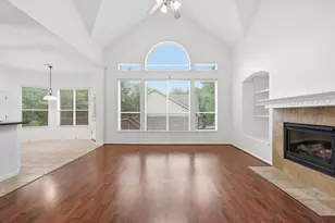12600 Lee Park Ln, Austin, TX 78732 - Photo 7