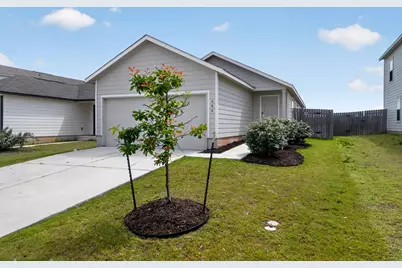 604 Marty Allen Loop, Jarrell, TX 76537 - Photo 3