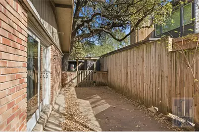 2416 S 5th Street #B, Austin, TX 78704 - Photo 21