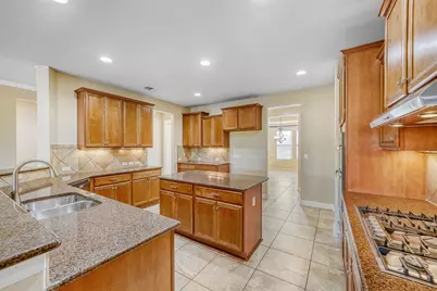 304 Pipe Creek Lane, Georgetown, TX 78633 - Photo 11