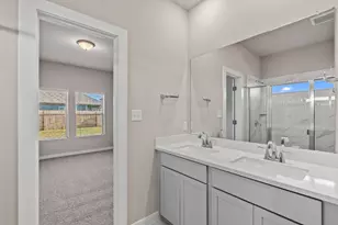 251 Red Tail Hawk Ln, Cedar Creek, TX 78612 - Photo 17