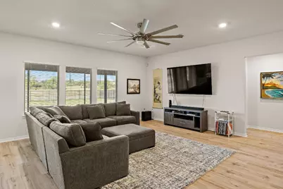 460 Colovista Parkway, Bastrop, TX 78602 - Photo 9