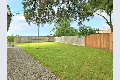 5700 Avenue G, Austin, TX 78752 - Photo 21
