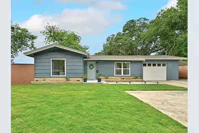 5700 Avenue G, Austin, TX 78752 - Photo 1