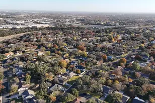 404 Innwood Dr, Georgetown, TX 78628 - Photo 31