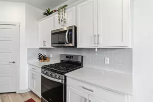 307 Wilshire Rd, San Marcos, TX 78666 - Photo 9