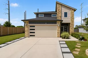 307 Wilshire Rd, San Marcos, TX 78666 - Photo 1