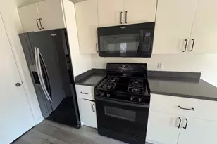 1128 Orchard Park Cir, Pflugerville, TX 78660 - Photo 11