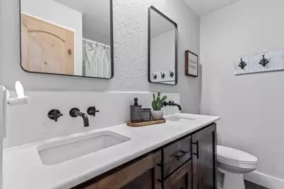 200 Rowlett Road, Liberty Hill, TX 78642 - Photo 19