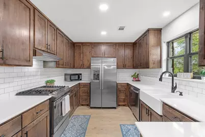 200 Rowlett Road, Liberty Hill, TX 78642 - Photo 9