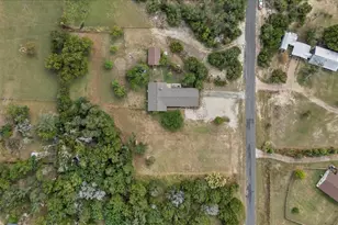 200 Rowlett Rd, Liberty Hill, TX 78642 - Photo 33